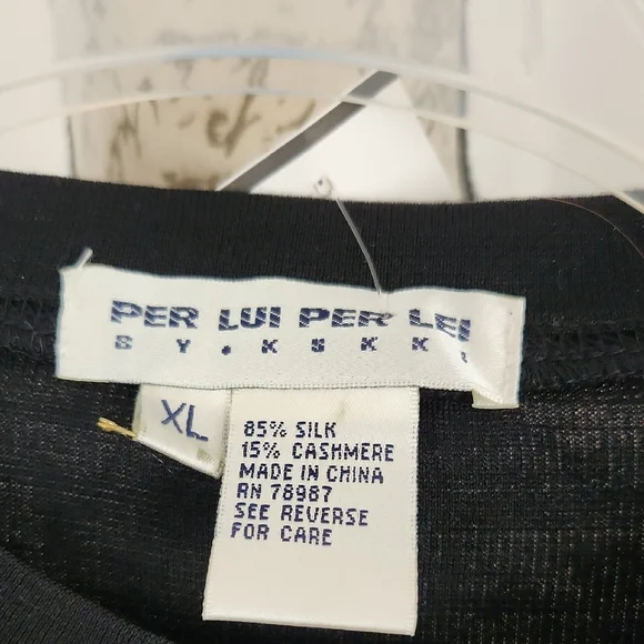 Black Long Sleeve Sweater - Picture 2 of 5